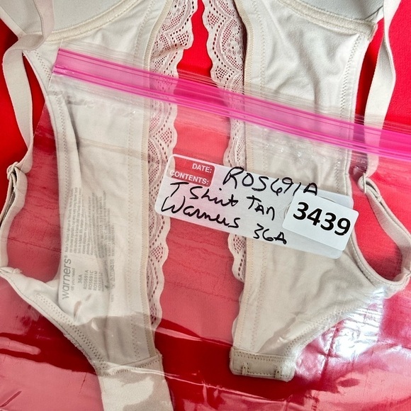 BRA Warner’s 36A Tan T-shirt No Wire Lightly Padded ROS691A Lace Detail 3439 LZ - Picture 3 of 9